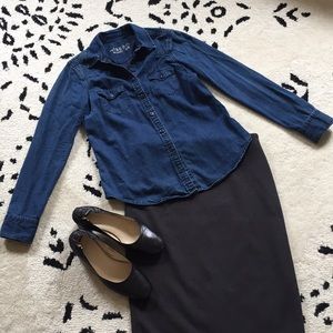 GAP | Denim Button-Up Shirt